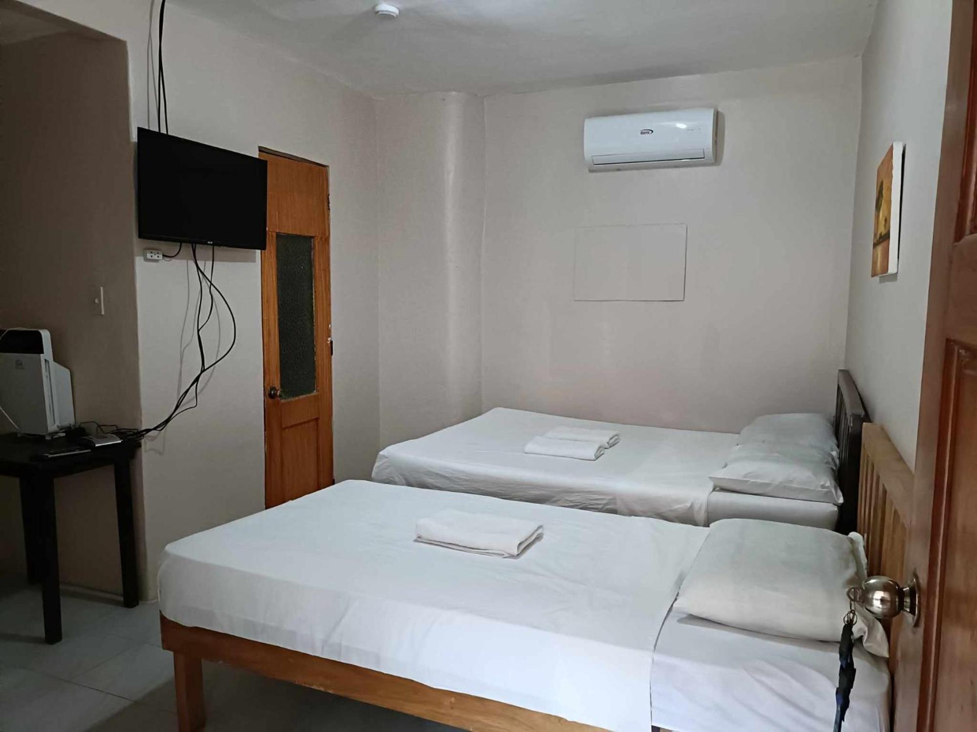 Beach Placid Resort Powered By Cocotel Ocoy Room photo